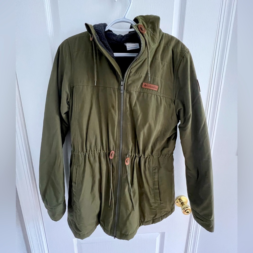 Columbia Women’s Olive Jacket size Medium